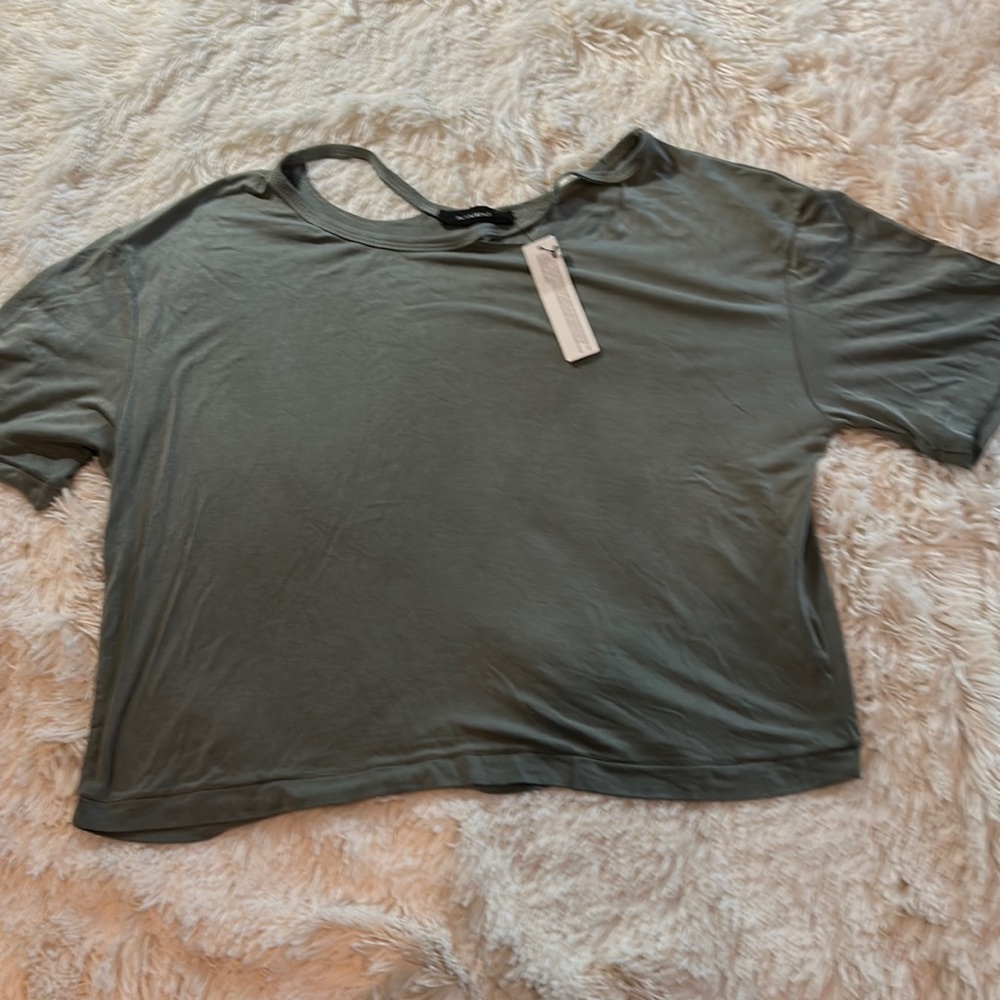 Olivaceous T-shirt shirt sleeve green size L